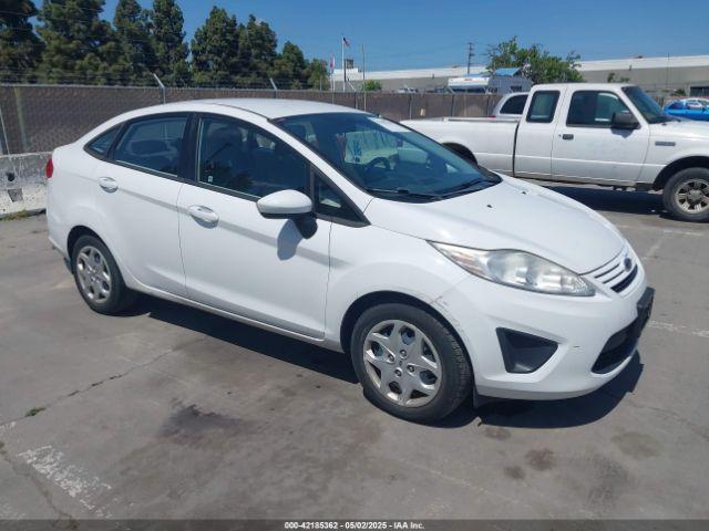  Salvage Ford Fiesta