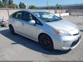  Salvage Toyota Prius