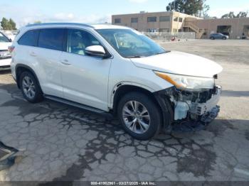  Salvage Toyota Highlander