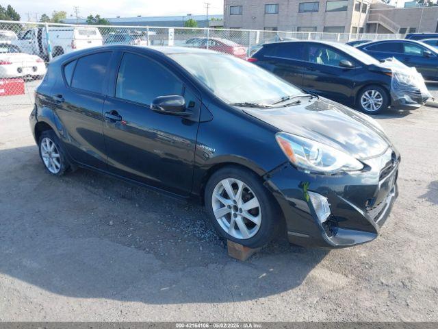  Salvage Toyota Prius c