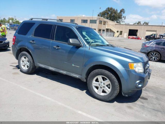  Salvage Ford Escape