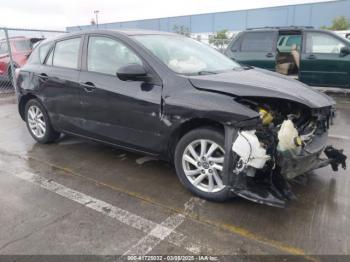  Salvage Mazda Mazda3