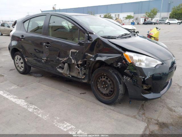  Salvage Toyota Prius c
