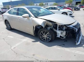  Salvage Lexus Es