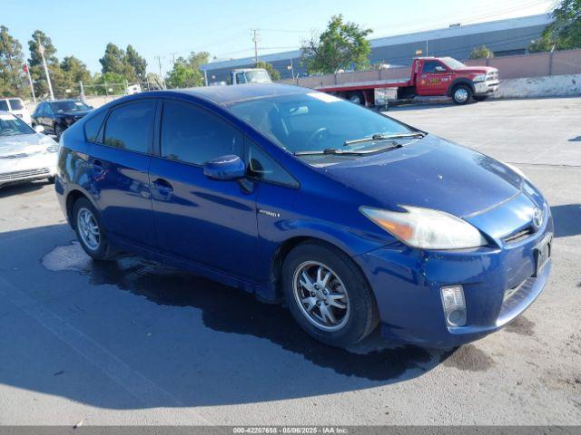  Salvage Toyota Prius