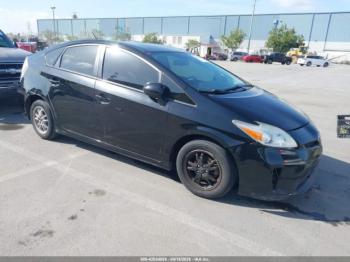  Salvage Toyota Prius