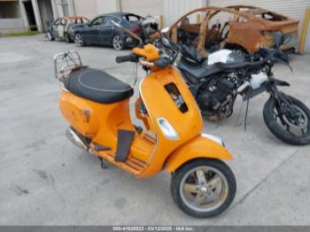  Salvage Vespa Lx