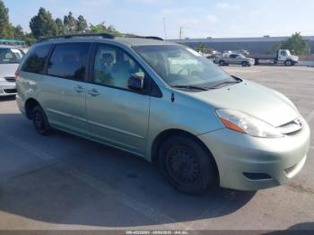  Salvage Toyota Sienna