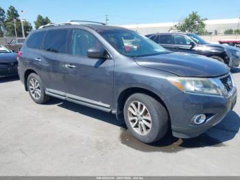  Salvage Nissan Pathfinder