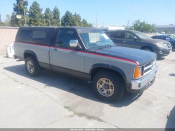  Salvage Dodge Dakota
