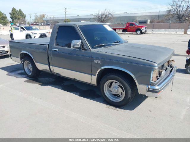  Salvage GMC S Truck
