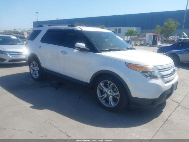  Salvage Ford Explorer