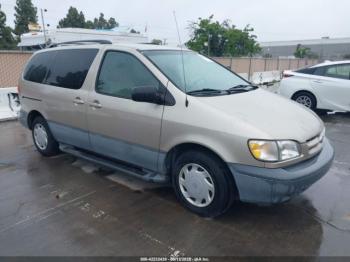  Salvage Toyota Sienna