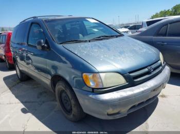  Salvage Toyota Sienna