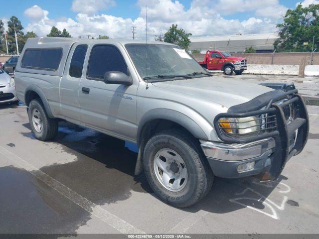  Salvage Toyota Tacoma