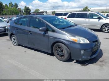  Salvage Toyota Prius