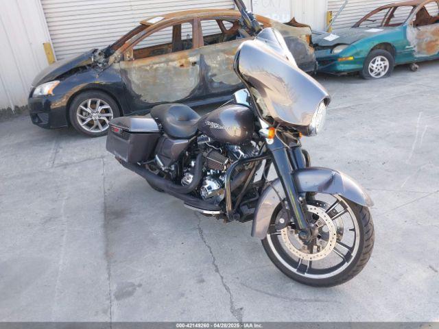  Salvage Harley-Davidson Flhx