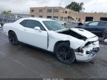  Salvage Dodge Challenger