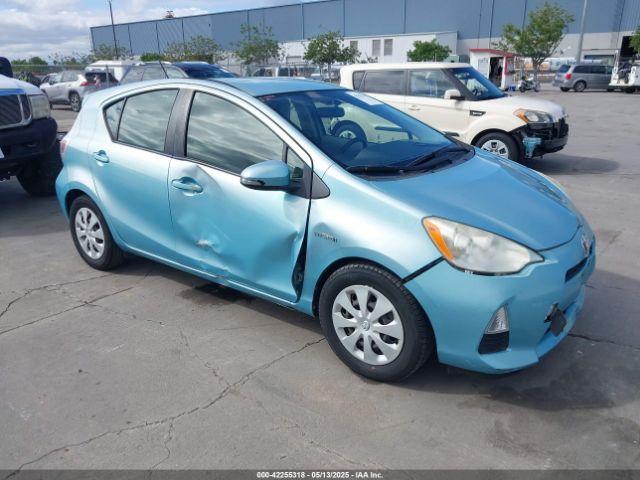  Salvage Toyota Prius c