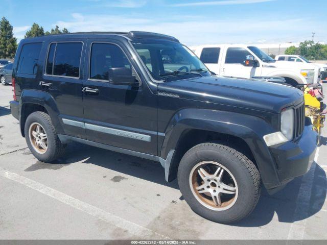  Salvage Jeep Liberty