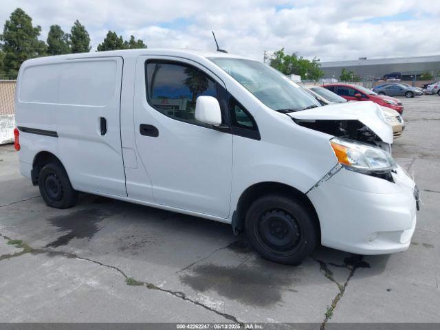  Salvage Nissan Nv
