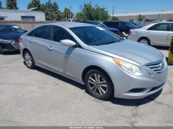  Salvage Hyundai SONATA
