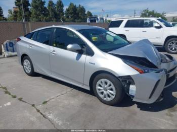  Salvage Toyota Prius