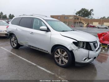  Salvage Nissan Pathfinder