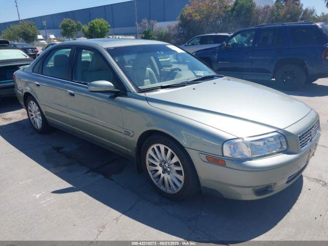  Salvage Volvo S80