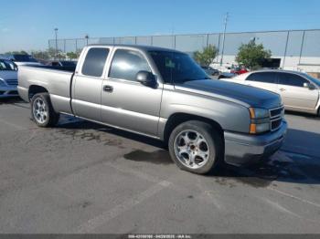  Salvage Chevrolet Silverado 1500