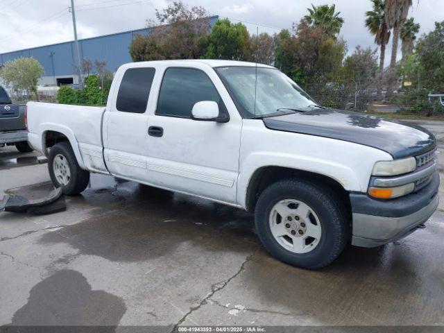  Salvage Chevrolet Silverado 1500
