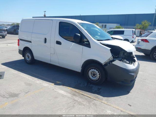  Salvage Nissan Nv