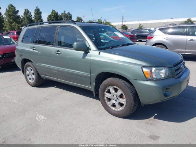  Salvage Toyota Highlander
