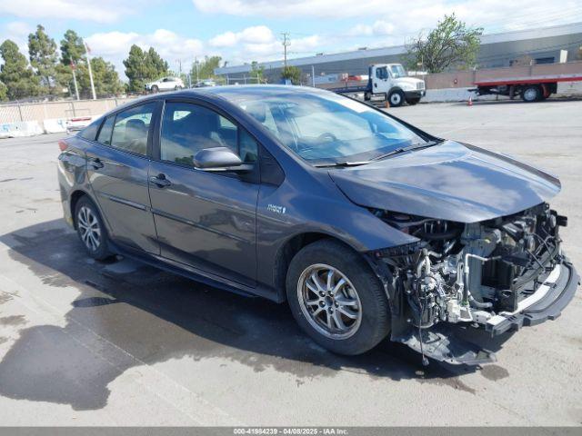  Salvage Toyota Prius Prime