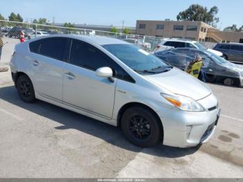  Salvage Toyota Prius