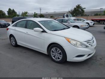  Salvage Hyundai SONATA