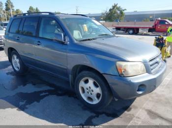  Salvage Toyota Highlander