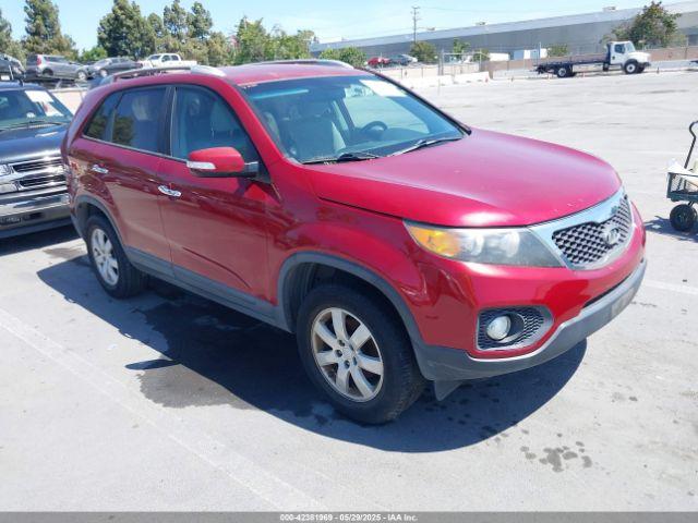  Salvage Kia Sorento