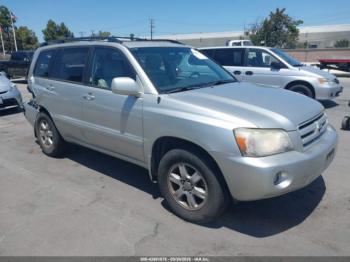  Salvage Toyota Highlander