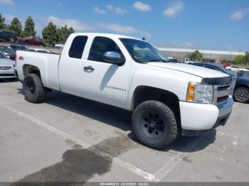  Salvage Chevrolet Silverado 1500