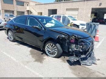  Salvage Lexus Es