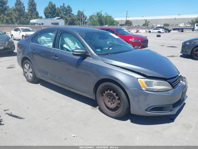  Salvage Volkswagen Jetta
