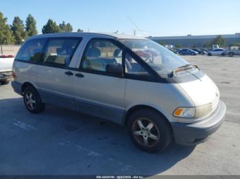  Salvage Toyota Previa