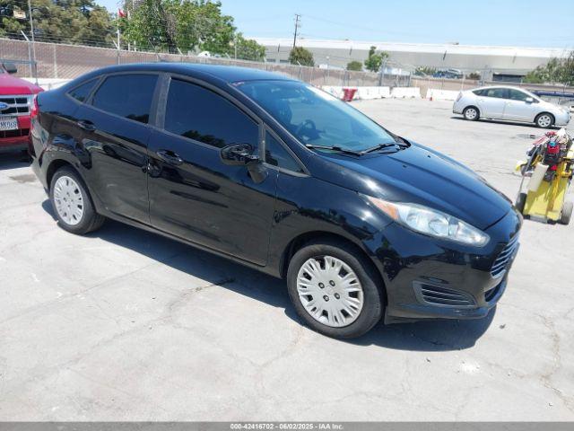  Salvage Ford Fiesta