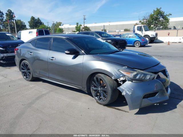  Salvage Nissan Maxima