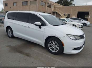  Salvage Chrysler Pacifica