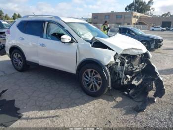  Salvage Nissan Rogue