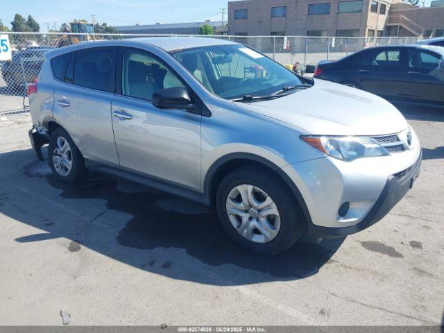  Salvage Toyota RAV4