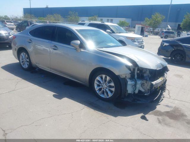  Salvage Lexus Es