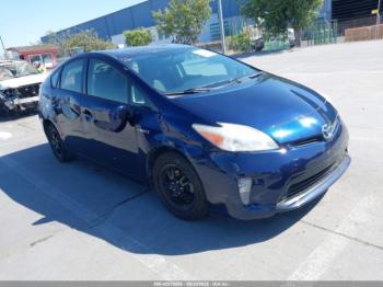  Salvage Toyota Prius